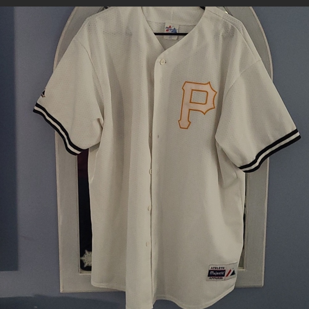 Pittsburgh Pirates jersey